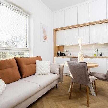Wiktoryn 21 Citysphere Premium Suite 2 Варшава Экстерьер фото